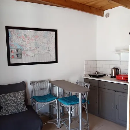 El Limonero Apartment *